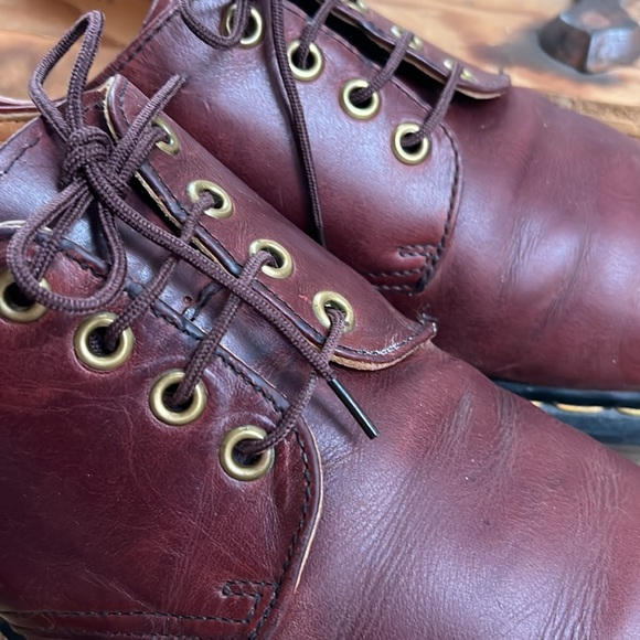 Dr. Marten Oxford  UK Size 9 - Picture 11 of 13